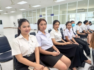 กองพัฒนานักศึกษาจัดประชุมคัดเลือกนักศึกษาเพื่อรับทุนการศึกษา ประเภททุนทำงานเพื่อหารายได้ระหว่างเรียน