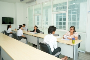กองพัฒนานักศึกษาจัดประชุมคัดเลือกนักศึกษาเพื่อรับทุนการศึกษา ประเภททุนทำงานเพื่อหารายได้ระหว่างเรียน