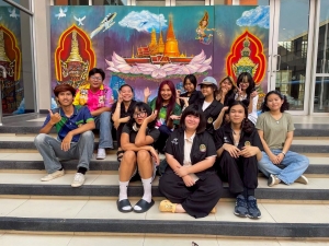 ทีมนักศึกษา มรภ.เทพสตรี ร่วมส่งผลงานสร้างสรรค์เข้าประกวด Thai Youth Street Art ระดับอุดมศึกษา Dream world of power ถ่ายทอดโลกอนาคตที่ไม่หลงลืมรากเหง้าแห่งศรัทธา