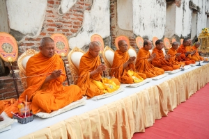 มรภ.เทพสตรี ร่วมกิจกรรมเทิดทูนสถาบัน สร้างสรรค์วิถีไทย ร่วมใจเข้าวังฟังธรรม ครั้งที่ 2 เนื่องในโอกาสวันฉัตรมงคล