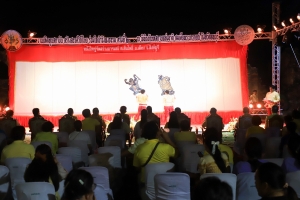 มรภ.เทพสตรี ร่วมกิจกรรมเทิดทูนสถาบัน สร้างสรรค์วิถีไทย ร่วมใจเข้าวังฟังธรรม ครั้งที่ 2 เนื่องในโอกาสวันฉัตรมงคล