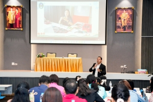 มรภ.เทพสตรี จัดโครงการอบรมพัฒนาทักษะการใช้สื่ออย่างมีประสิทธิภาพ และพิธีมอบสื่อนวัตกรรมทางการศึกษา