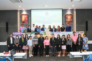 มรภ.เทพสตรี จัดโครงการอบรมพัฒนาทักษะการใช้สื่ออย่างมีประสิทธิภาพ และพิธีมอบสื่อนวัตกรรมทางการศึกษา