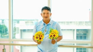 สโมสรเจ้าหน้าที่ - สโมสรข้าราชการและพนักงาน มรภ.เทพสตรี ร่วมการแข่งขันกีฬาบุคลากร มรภ.เขตภูมิศาสตร์ภาคกลาง ครั้งที่ 32 