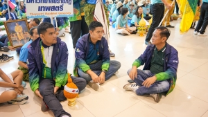 สโมสรเจ้าหน้าที่ - สโมสรข้าราชการและพนักงาน มรภ.เทพสตรี ร่วมการแข่งขันกีฬาบุคลากร มรภ.เขตภูมิศาสตร์ภาคกลาง ครั้งที่ 32 