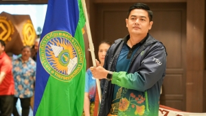 สโมสรเจ้าหน้าที่ - สโมสรข้าราชการและพนักงาน มรภ.เทพสตรี ร่วมการแข่งขันกีฬาบุคลากร มรภ.เขตภูมิศาสตร์ภาคกลาง ครั้งที่ 32 
