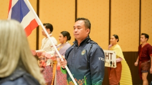 สโมสรเจ้าหน้าที่ - สโมสรข้าราชการและพนักงาน มรภ.เทพสตรี ร่วมการแข่งขันกีฬาบุคลากร มรภ.เขตภูมิศาสตร์ภาคกลาง ครั้งที่ 32 
