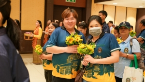 สโมสรเจ้าหน้าที่ - สโมสรข้าราชการและพนักงาน มรภ.เทพสตรี ร่วมการแข่งขันกีฬาบุคลากร มรภ.เขตภูมิศาสตร์ภาคกลาง ครั้งที่ 32 