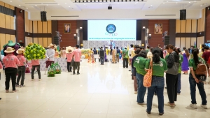 สโมสรเจ้าหน้าที่ - สโมสรข้าราชการและพนักงาน มรภ.เทพสตรี ร่วมการแข่งขันกีฬาบุคลากร มรภ.เขตภูมิศาสตร์ภาคกลาง ครั้งที่ 32 