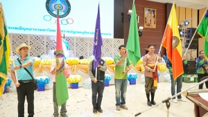 สโมสรเจ้าหน้าที่ - สโมสรข้าราชการและพนักงาน มรภ.เทพสตรี ร่วมการแข่งขันกีฬาบุคลากร มรภ.เขตภูมิศาสตร์ภาคกลาง ครั้งที่ 32 