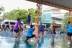 สโมสรเจ้าหน้าที่ - สโมสรข้าราชการและพนักงาน มรภ.เทพสตรี ร่วมการแข่งขันกีฬาบุคลากร มรภ.เขตภูมิศาสตร์ภาคกลาง ครั้งที่ 32 