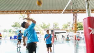 สโมสรเจ้าหน้าที่ - สโมสรข้าราชการและพนักงาน มรภ.เทพสตรี ร่วมการแข่งขันกีฬาบุคลากร มรภ.เขตภูมิศาสตร์ภาคกลาง ครั้งที่ 32 