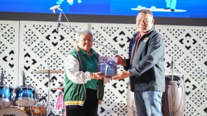 สโมสรเจ้าหน้าที่ - สโมสรข้าราชการและพนักงาน มรภ.เทพสตรี ร่วมการแข่งขันกีฬาบุคลากร มรภ.เขตภูมิศาสตร์ภาคกลาง ครั้งที่ 32 