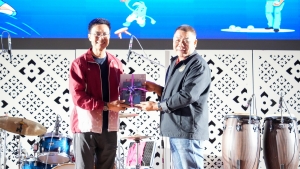 สโมสรเจ้าหน้าที่ - สโมสรข้าราชการและพนักงาน มรภ.เทพสตรี ร่วมการแข่งขันกีฬาบุคลากร มรภ.เขตภูมิศาสตร์ภาคกลาง ครั้งที่ 32 