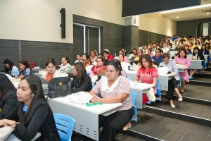 มรภ.เทพสตรี จัดพิธีมอบเกียรติบัตรโครงการอบรม  AI & English for Educational Leader: A Workshop for Effective Communication, โครงการออกแบบสื่อด้วย AI สำหรับครูผู้สอนนักเรียนระดับประถมศึกษาและปฐมวัย รุ่นที่ 2 และโครงการอบรมการวัดและประเมินผลการจัดการเรียนรู้สำหรับครูในศตวรรษที่ 21