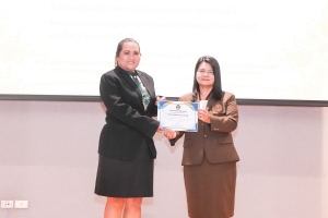 มรภ.เทพสตรี จัดพิธีมอบเกียรติบัตรโครงการอบรม  AI & English for Educational Leader: A Workshop for Effective Communication, โครงการออกแบบสื่อด้วย AI สำหรับครูผู้สอนนักเรียนระดับประถมศึกษาและปฐมวัย รุ่นที่ 2 และโครงการอบรมการวัดและประเมินผลการจัดการเรียนรู้สำหรับครูในศตวรรษที่ 21