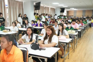 กองพัฒนานักศึกษาจัดประชุมชี้แจงการกู้ยืมฯ ประจำปีการศึกษา 2568 สำหรับนักศึกษากลุ่มผู้กู้รายใหม่และกลุ่มผู้กู้ยืมต่อเนื่อง (กรณีไม่เคยทำสัญญากับมหาวิทยาลัย)