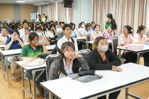 กองพัฒนานักศึกษาจัดประชุมชี้แจงการกู้ยืมฯ ประจำปีการศึกษา 2568 สำหรับนักศึกษากลุ่มผู้กู้รายใหม่และกลุ่มผู้กู้ยืมต่อเนื่อง (กรณีไม่เคยทำสัญญากับมหาวิทยาลัย)