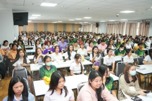 กองพัฒนานักศึกษาจัดประชุมชี้แจงการกู้ยืมฯ ประจำปีการศึกษา 2568 สำหรับนักศึกษากลุ่มผู้กู้รายใหม่และกลุ่มผู้กู้ยืมต่อเนื่อง (กรณีไม่เคยทำสัญญากับมหาวิทยาลัย)