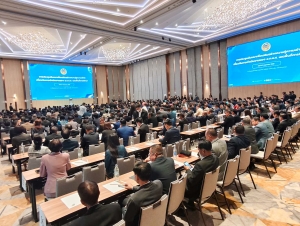 อธิการบดี ในฐานะประธาน อ.ก.ค.ศ. เขตพื้นที่การศึกษาประถมศึกษาลพบุรี เขต 2 ร่วมการประชุมสัมมนาเพื่อเสริมสร้างความรู้ความเข้าใจเกี่ยวกับการดำเนินงานของ อ.ก.ค.ศ. เขตพื้นที่การศึกษา
