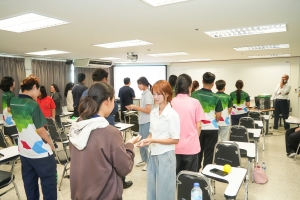 สาขาวิชาภาษาอังกฤษ ศศ.บ. จัดอบรมปรับพื้นฐานนักศึกษาปี 1