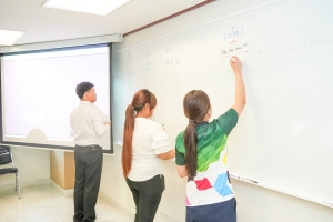 สาขาวิชาภาษาอังกฤษ ศศ.บ. จัดอบรมปรับพื้นฐานนักศึกษาปี 1