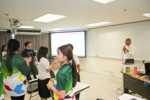สาขาวิชาภาษาอังกฤษ ศศ.บ. จัดอบรมปรับพื้นฐานนักศึกษาปี 1