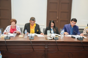 การประชุม คกก.พิจารณากลั่นกรองผู้สมควรได้รับรางวัลเพชรเทพสตรี