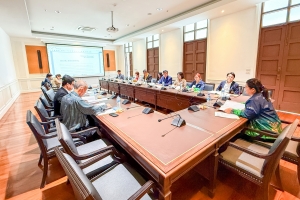 การประชุม คกก.พิจารณากลั่นกรองผู้สมควรได้รับรางวัลเพชรเทพสตรี