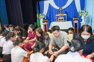 คณะครุศาสตร์ จัดพิธีฝากตัวเป็นศิษย์ รับขวัญนักศึกษาสายครู มรภ.เทพสตรี และปฐมนิเทศ นศ. คณะครุศาสตร์