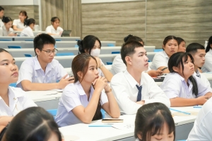 สาขาวิชาภาษาไทยจัดโครงการปรับพื้นฐานนักศึกษาปี 1 
