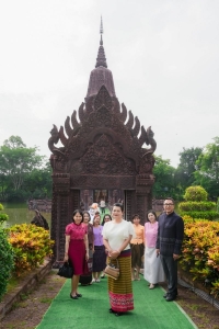 อธิการบดี มรภ.เทพสตรี นำ คกก.อำนวยการ และบุคลากร ร่วมพิธีเปิดโครงการ 1 อำเภอ 1 ลานสร้างสรรค์ จ.ลพบุรี ประจำปีงบประมาณ พ.ศ. 2568 