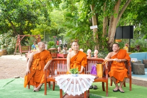 อธิการบดี มรภ.เทพสตรี นำ คกก.อำนวยการ และบุคลากร ร่วมพิธีเปิดโครงการ 1 อำเภอ 1 ลานสร้างสรรค์ จ.ลพบุรี ประจำปีงบประมาณ พ.ศ. 2568 