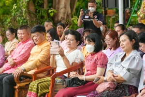 อธิการบดี มรภ.เทพสตรี นำ คกก.อำนวยการ และบุคลากร ร่วมพิธีเปิดโครงการ 1 อำเภอ 1 ลานสร้างสรรค์ จ.ลพบุรี ประจำปีงบประมาณ พ.ศ. 2568 