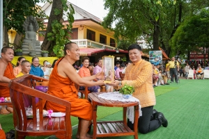 อธิการบดี มรภ.เทพสตรี นำ คกก.อำนวยการ และบุคลากร ร่วมพิธีเปิดโครงการ 1 อำเภอ 1 ลานสร้างสรรค์ จ.ลพบุรี ประจำปีงบประมาณ พ.ศ. 2568 