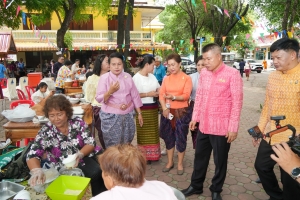 อธิการบดี มรภ.เทพสตรี นำ คกก.อำนวยการ และบุคลากร ร่วมพิธีเปิดโครงการ 1 อำเภอ 1 ลานสร้างสรรค์ จ.ลพบุรี ประจำปีงบประมาณ พ.ศ. 2568 