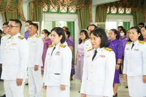 อธิการบดี มรภ.เทพสตรี นำคณะผู้บริหาร คณาจารย์ บุคลากร และนักศึกษา ร่วมพิธีถวายพระพรชัยมงคล เนื่องในโอกาสวันเฉลิมพระชนมพรรษา สมเด็จพระนางเจ้าฯ พระบรมราชินี