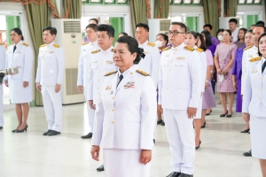 อธิการบดี มรภ.เทพสตรี นำคณะผู้บริหาร คณาจารย์ บุคลากร และนักศึกษา ร่วมพิธีถวายพระพรชัยมงคล เนื่องในโอกาสวันเฉลิมพระชนมพรรษา สมเด็จพระนางเจ้าฯ พระบรมราชินี