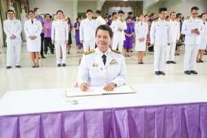 อธิการบดี มรภ.เทพสตรี นำคณะผู้บริหาร คณาจารย์ บุคลากร และนักศึกษา ร่วมพิธีถวายพระพรชัยมงคล เนื่องในโอกาสวันเฉลิมพระชนมพรรษา สมเด็จพระนางเจ้าฯ พระบรมราชินี