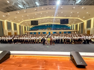 อธิการบดี มรภ.เทพสตรี นำทีมผู้บริหาร คณาจารย์ บุคลากร และนักศึกษา ร่วมต้อนรับนักศึกษาใหม่ในพิธีปฐมนิเทศนักศึกษาภาคปกติ ประจำปีการศึกษา 2568