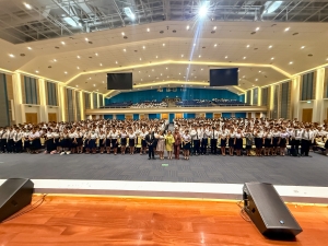 อธิการบดี มรภ.เทพสตรี นำทีมผู้บริหาร คณาจารย์ บุคลากร และนักศึกษา ร่วมต้อนรับนักศึกษาใหม่ในพิธีปฐมนิเทศนักศึกษาภาคปกติ ประจำปีการศึกษา 2568