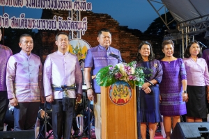 มรภ.เทพสตรี ร่วมกิจกรรมเทิดทูนสถาบัน สร้างสรรค์วิถีไทย ร่วมใจเข้าวังฟังธรรม ครั้งที่ 3 เนื่องในโอกาสวันเฉลิมพระชนมพรรษา สมเด็จพระนางเจ้าฯ พระบรมราชินี
