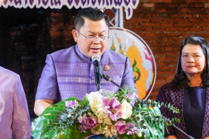 มรภ.เทพสตรี ร่วมกิจกรรมเทิดทูนสถาบัน สร้างสรรค์วิถีไทย ร่วมใจเข้าวังฟังธรรม ครั้งที่ 3 เนื่องในโอกาสวันเฉลิมพระชนมพรรษา สมเด็จพระนางเจ้าฯ พระบรมราชินี