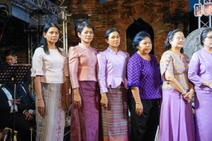 มรภ.เทพสตรี ร่วมกิจกรรมเทิดทูนสถาบัน สร้างสรรค์วิถีไทย ร่วมใจเข้าวังฟังธรรม ครั้งที่ 3 เนื่องในโอกาสวันเฉลิมพระชนมพรรษา สมเด็จพระนางเจ้าฯ พระบรมราชินี