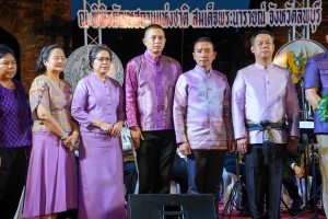 มรภ.เทพสตรี ร่วมกิจกรรมเทิดทูนสถาบัน สร้างสรรค์วิถีไทย ร่วมใจเข้าวังฟังธรรม ครั้งที่ 3 เนื่องในโอกาสวันเฉลิมพระชนมพรรษา สมเด็จพระนางเจ้าฯ พระบรมราชินี