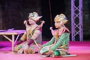 มรภ.เทพสตรี ร่วมกิจกรรมเทิดทูนสถาบัน สร้างสรรค์วิถีไทย ร่วมใจเข้าวังฟังธรรม ครั้งที่ 3 เนื่องในโอกาสวันเฉลิมพระชนมพรรษา สมเด็จพระนางเจ้าฯ พระบรมราชินี