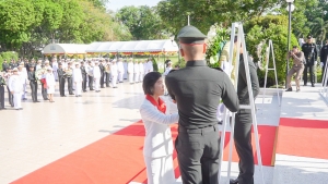 มรภ.เทพสตรี ร่วมพิธีวางพวงมาลาถวายราชสักการะวันคล้ายวันสวรรคต พระบาทสมเด็จพระปรเมนทรมหาอานันทมหิดล พระอัฐมรามาธิบดินทร