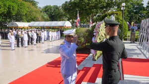 มรภ.เทพสตรี ร่วมพิธีวางพวงมาลาถวายราชสักการะวันคล้ายวันสวรรคต พระบาทสมเด็จพระปรเมนทรมหาอานันทมหิดล พระอัฐมรามาธิบดินทร