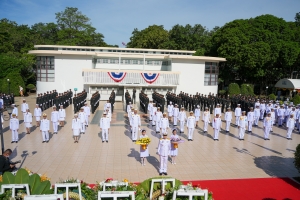 มรภ.เทพสตรี ร่วมพิธีวางพวงมาลาถวายราชสักการะวันคล้ายวันสวรรคต พระบาทสมเด็จพระปรเมนทรมหาอานันทมหิดล พระอัฐมรามาธิบดินทร