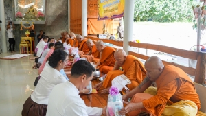 คณะวิทยาการจัดการ เป็นผู้แทน มรภ.เทพสตรี ร่วมโครงการ ผู้ว่าฯ พาแต่งไทย หิ้วปิ่นโตทำบุญ เกื้อกูลพระพุทธศาสนา รักษาสิ่งแวดล้อม จ.ลพบุรี ครั้งที่ 5